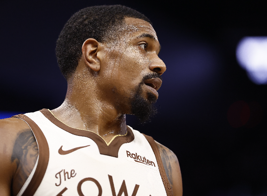 蓝鲸体育-勇士115-123独行侠 球员评价：梅尔顿满分，5人及格，6人低迷